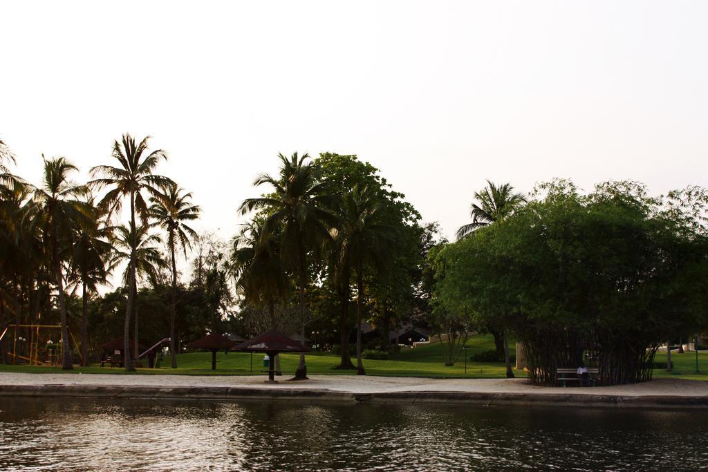 Heden Golf Hotel Abidjan Buitenkant foto