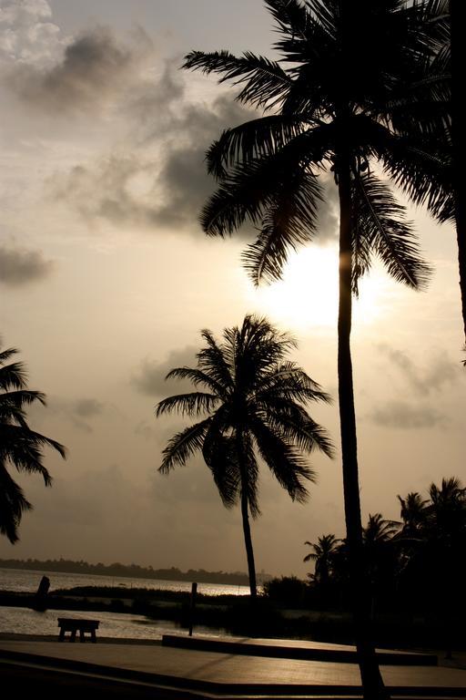 Heden Golf Hotel Abidjan Buitenkant foto
