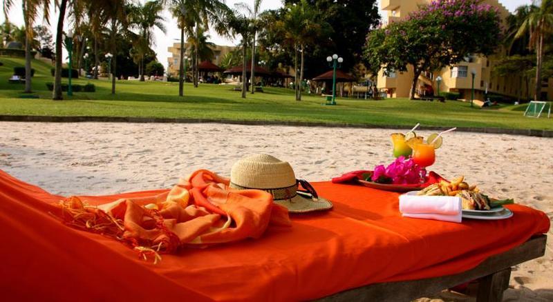 Heden Golf Hotel Abidjan Buitenkant foto